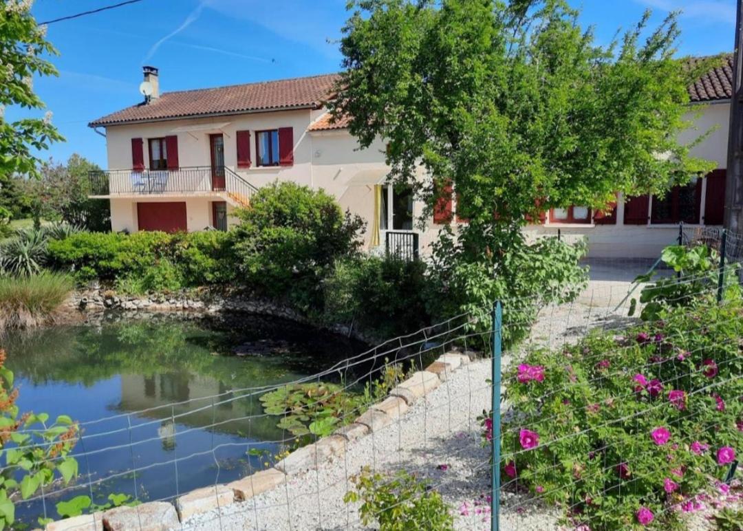 Charmant Logement Entier A La Campagne Sencenac-Puy-de-Fourches Dış mekan fotoğraf