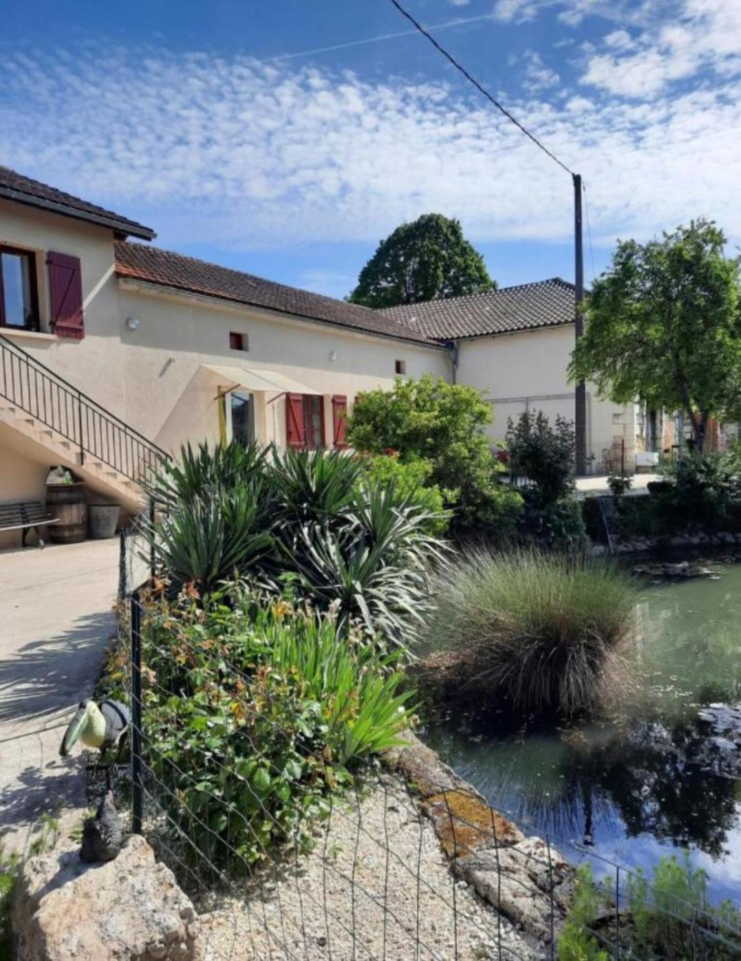 Charmant Logement Entier A La Campagne Sencenac-Puy-de-Fourches Dış mekan fotoğraf
