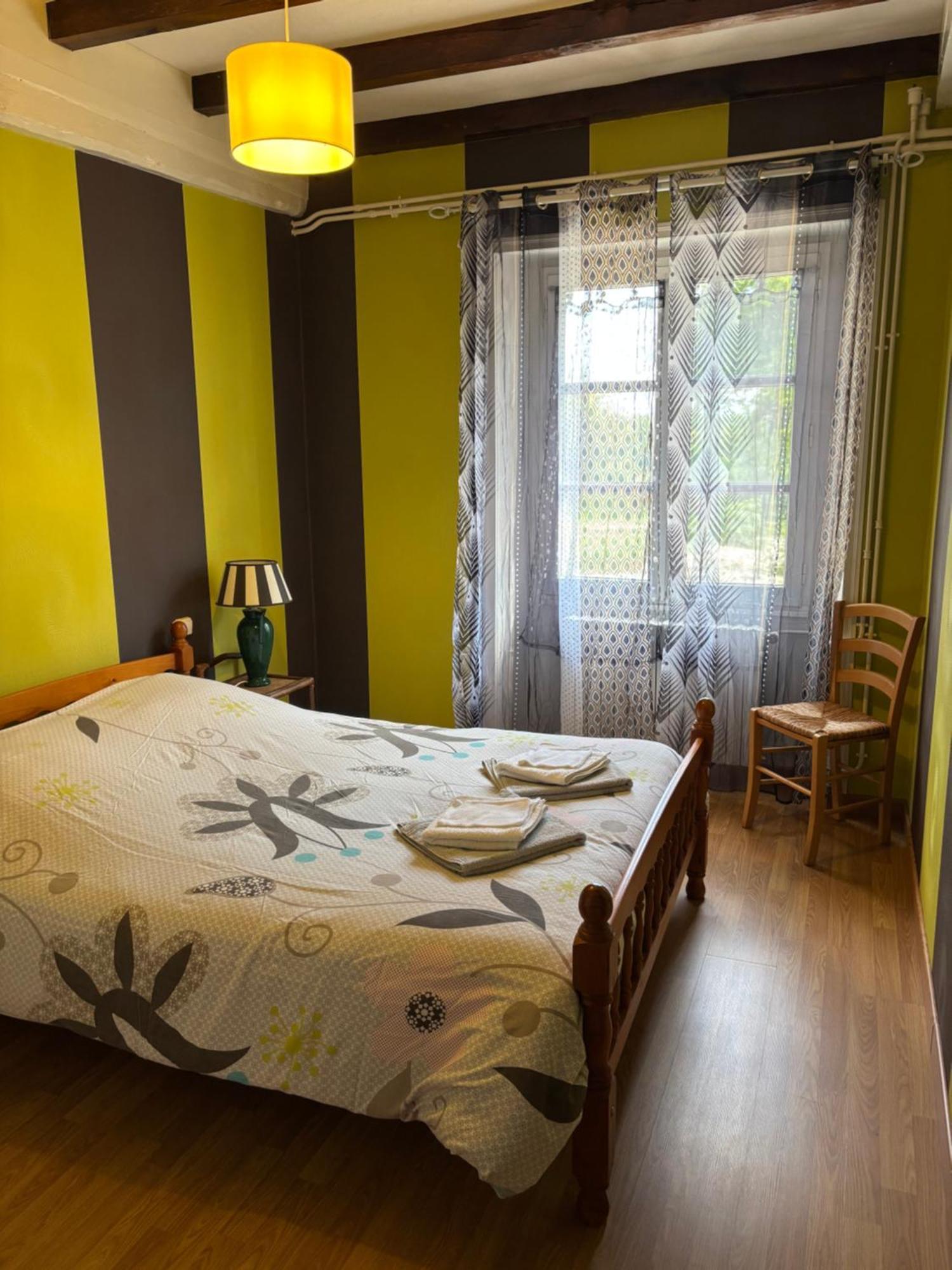 Charmant Logement Entier A La Campagne Sencenac-Puy-de-Fourches Dış mekan fotoğraf